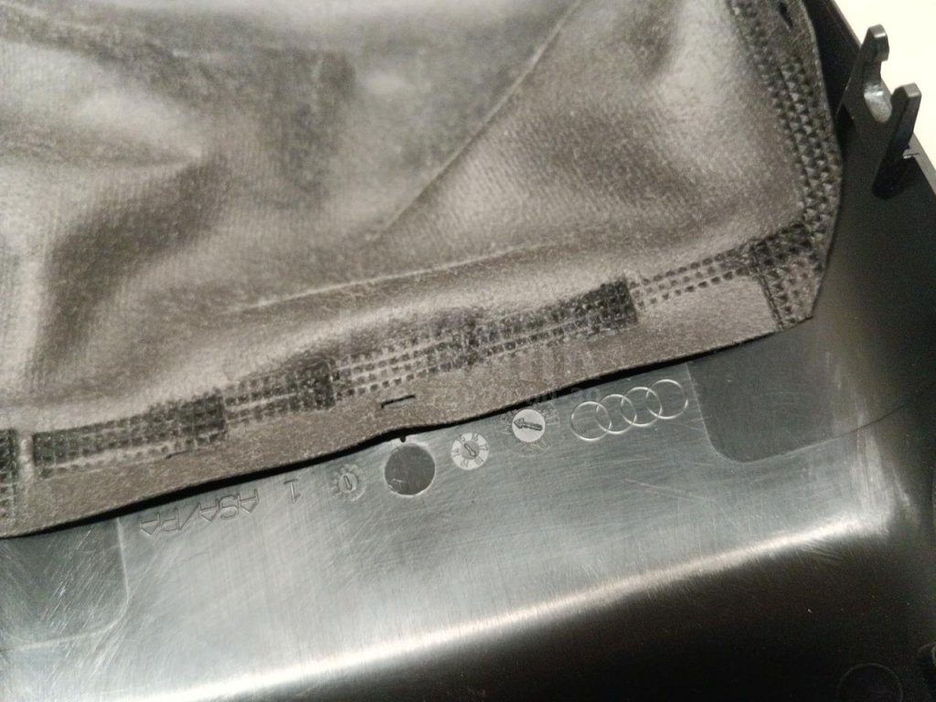 Кожух рулевой колонки верхний