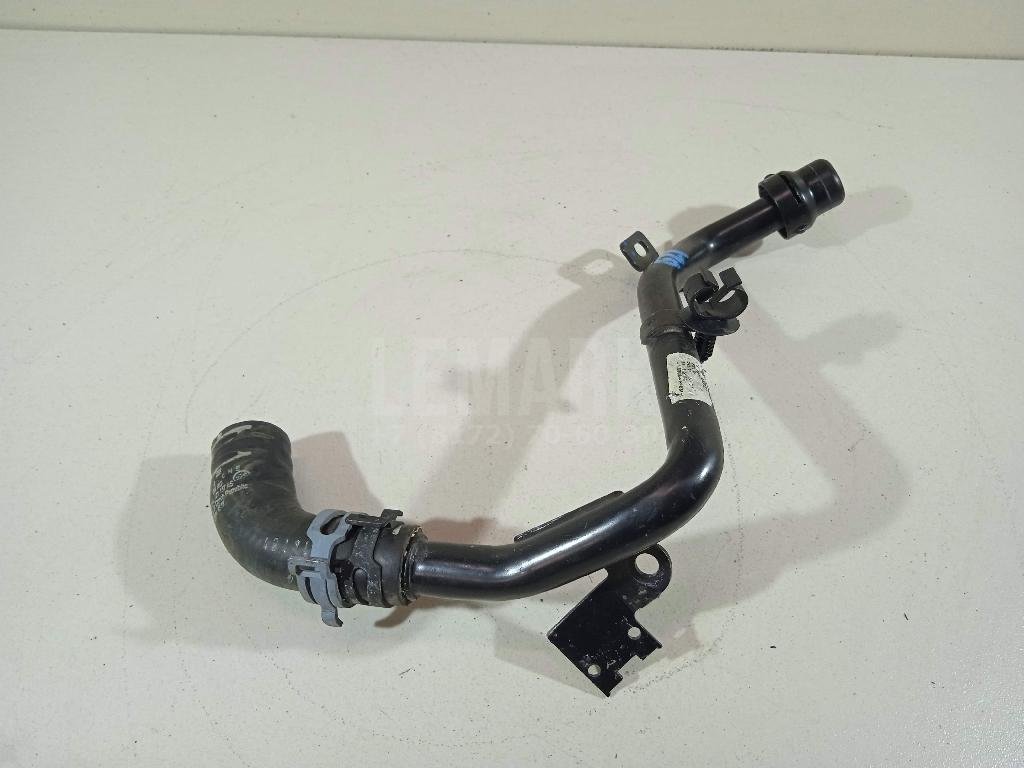 Трубка системы охлаждения