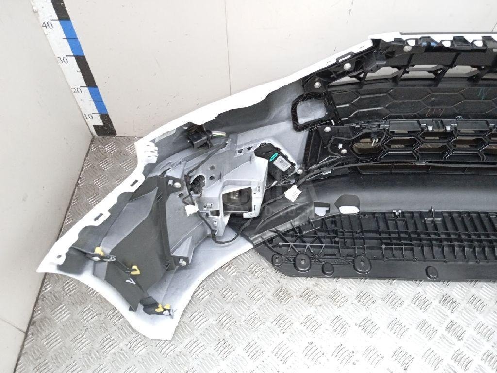 Бампер передний для  Audi A4 [B9] 2015