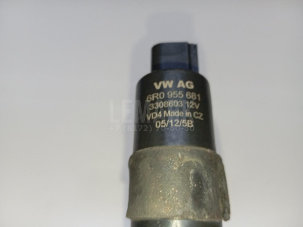 Насос омывателя фар