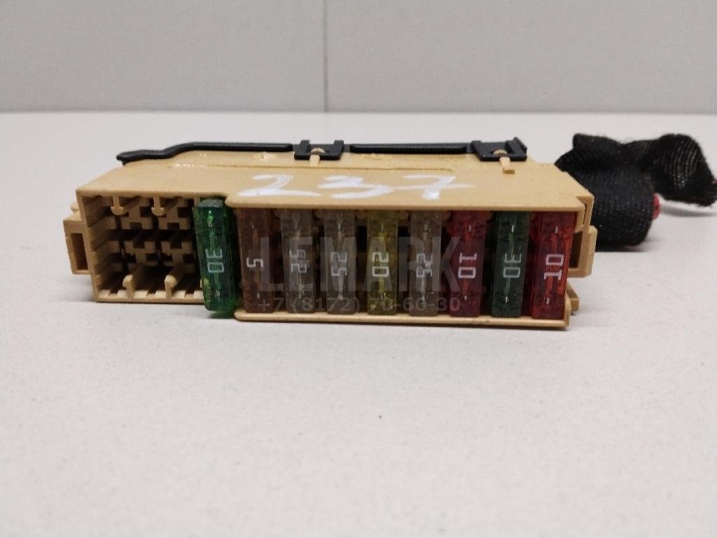 Блок предохранителей