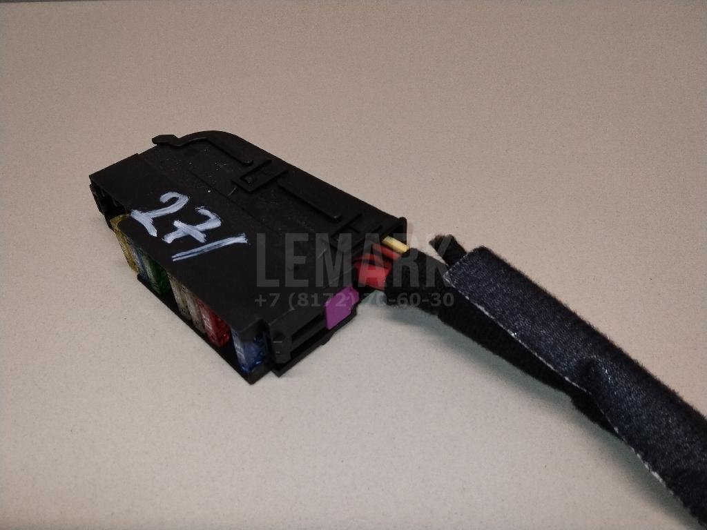 Блок предохранителей