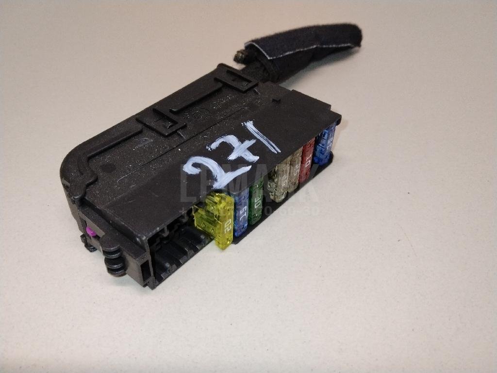 Блок предохранителей