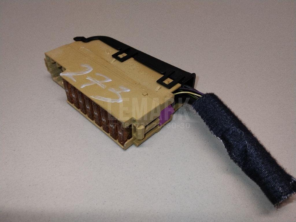 Блок предохранителей