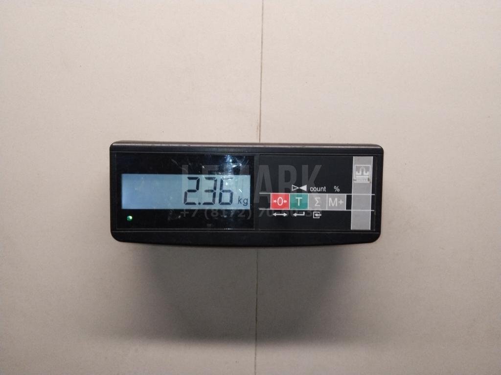 Обшивка двери багажника