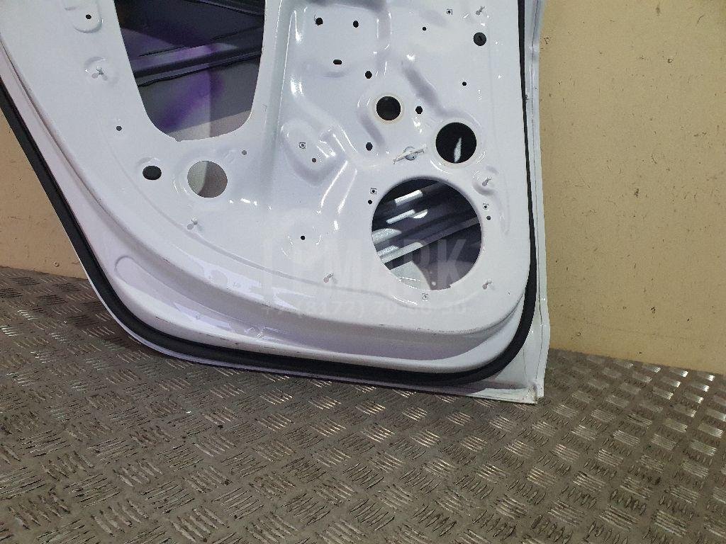 Дверь задняя левая