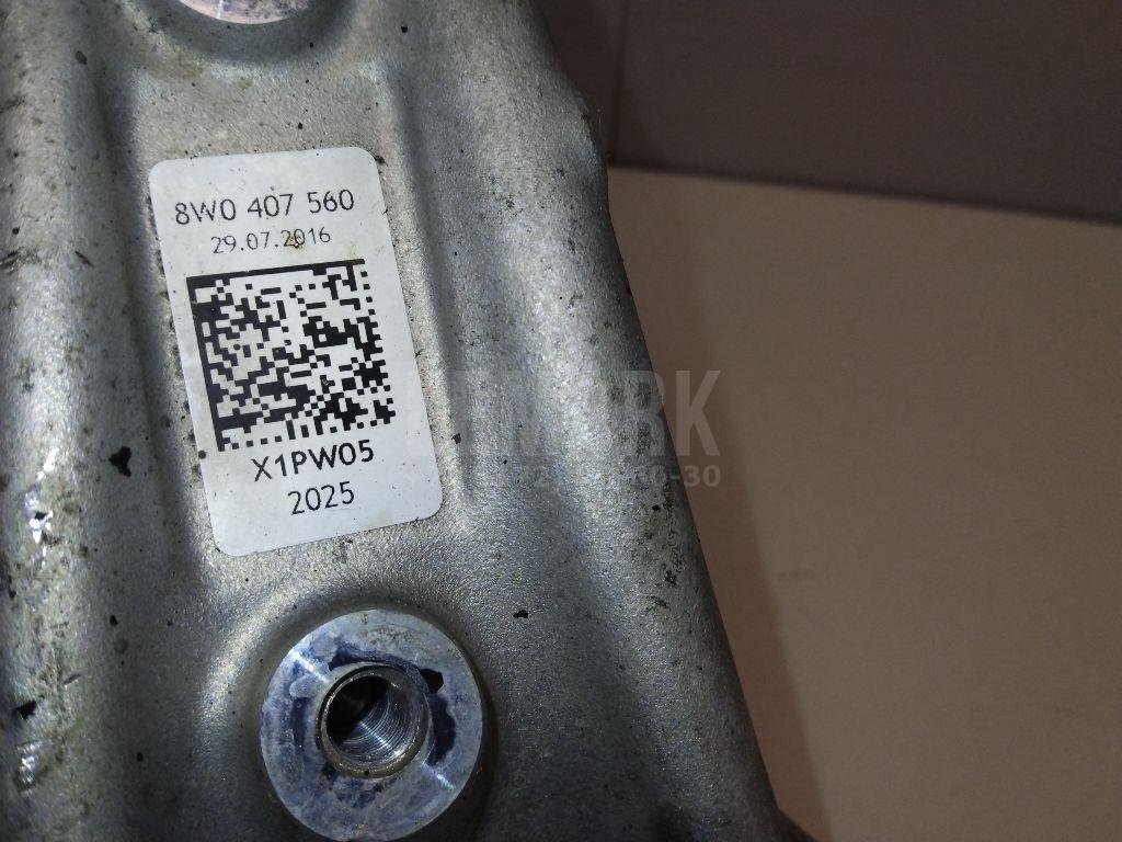 Кулак поворотный передний правый