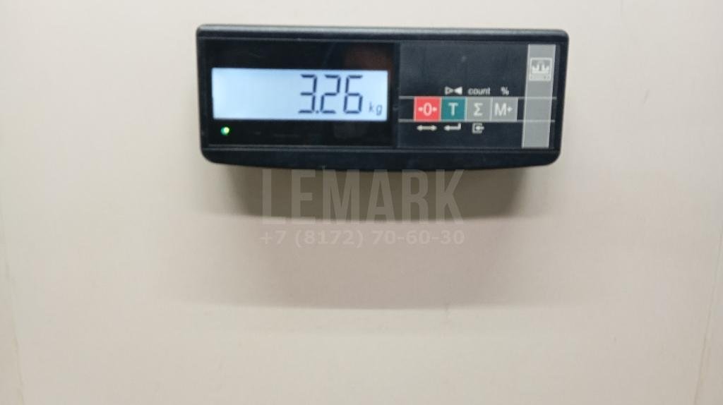 Обшивка двери передней правой