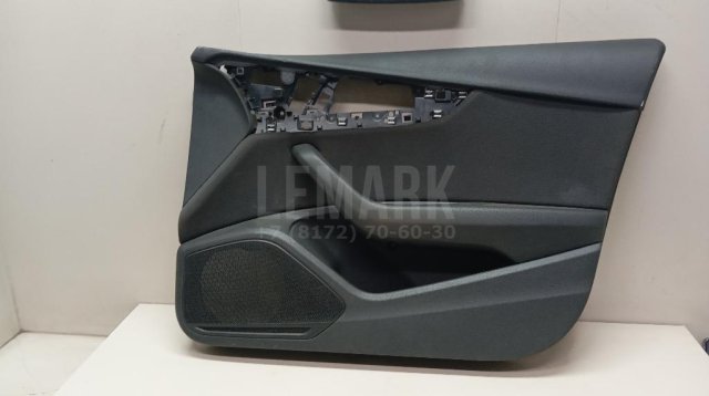 Обшивка двери передней правой