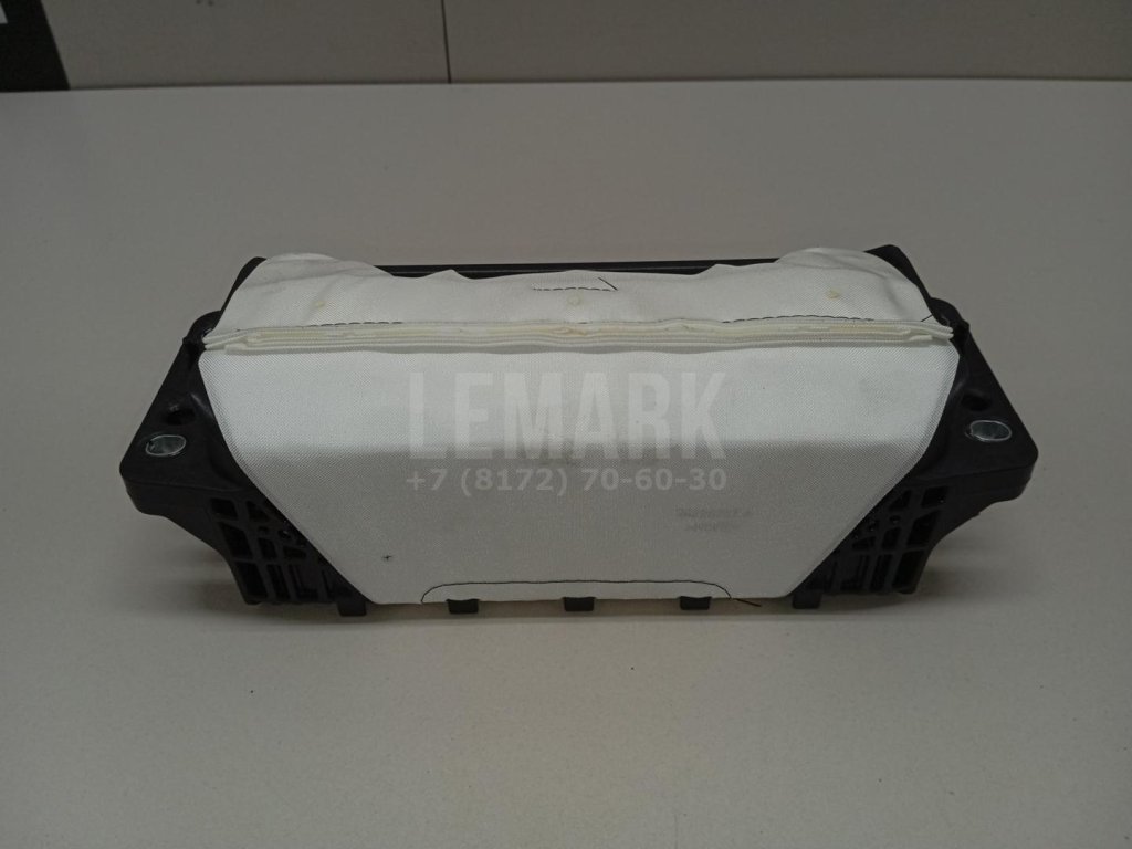 Подушка безопасности пассажирская (в торпедо)