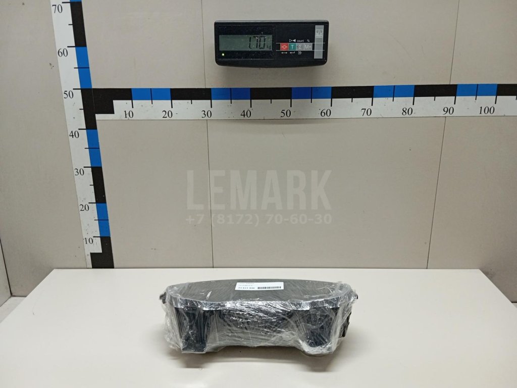 Панель приборов