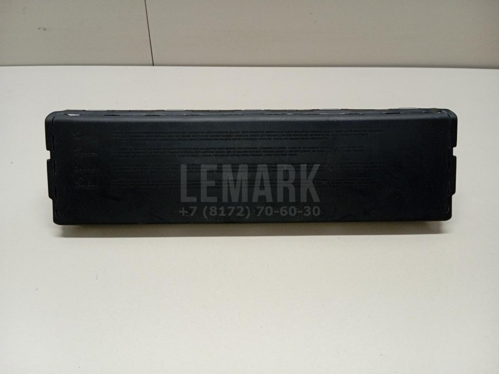 Подушка безопасности нижняя (для колен)