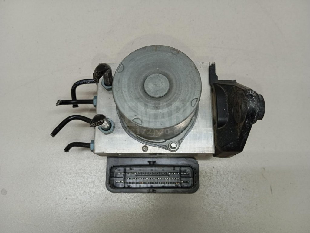 Блок ABS (насос) для  Acura MDX 2001-2006