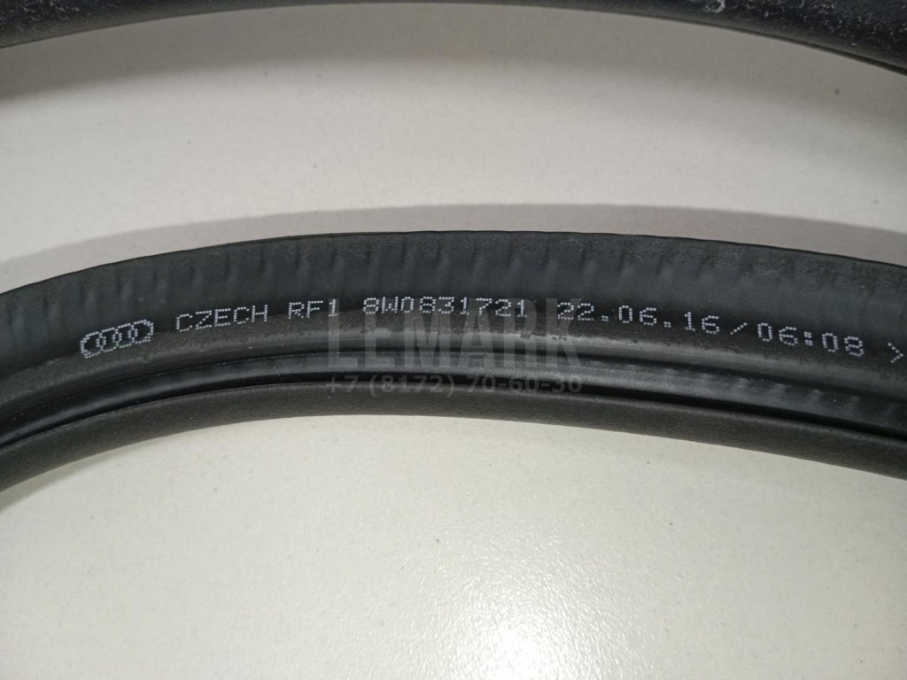 Уплотнитель двери для  Acura TSX 2009-2014