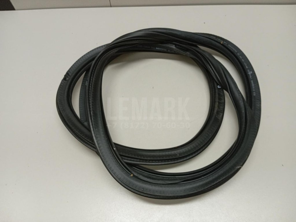 Уплотнитель двери для  Acura MDX 2001-2006