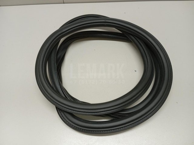 Уплотнитель двери