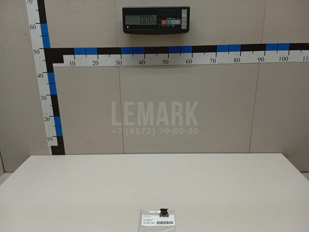 Крепеж фары