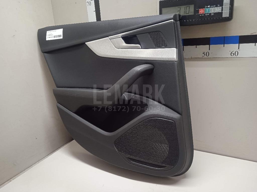 Обшивка двери задней левой