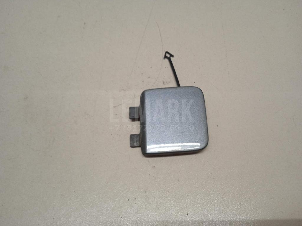 Заглушка буксировочного крюка