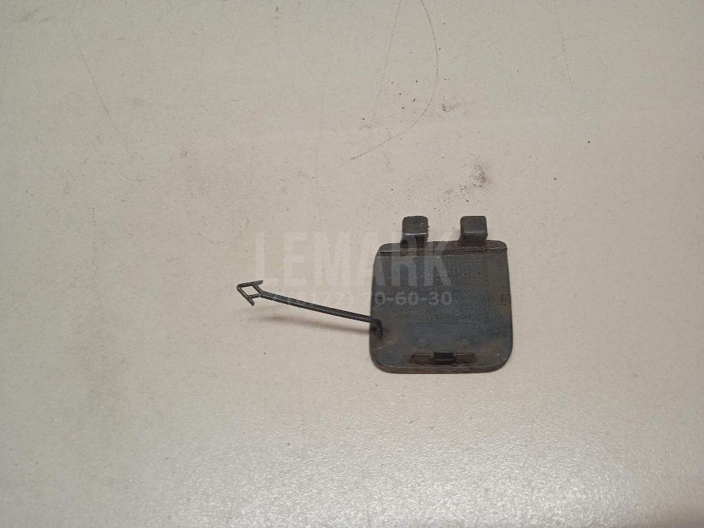 Заглушка буксировочного крюка