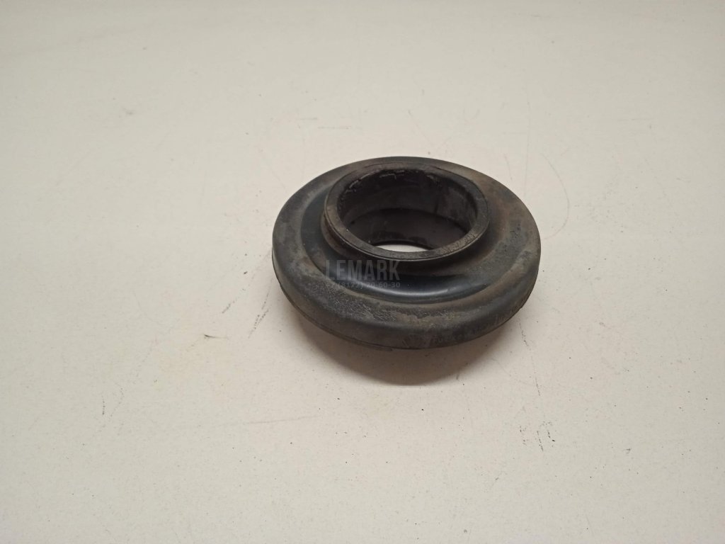 Опора переднего амортизатора нижняя