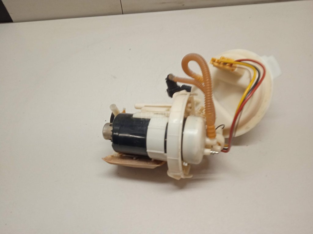 Насос топливный электрический