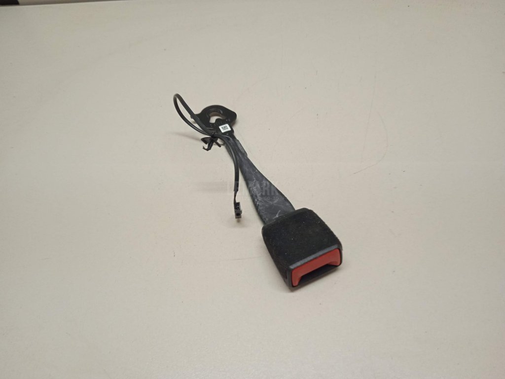 Ответная часть ремня безопасности