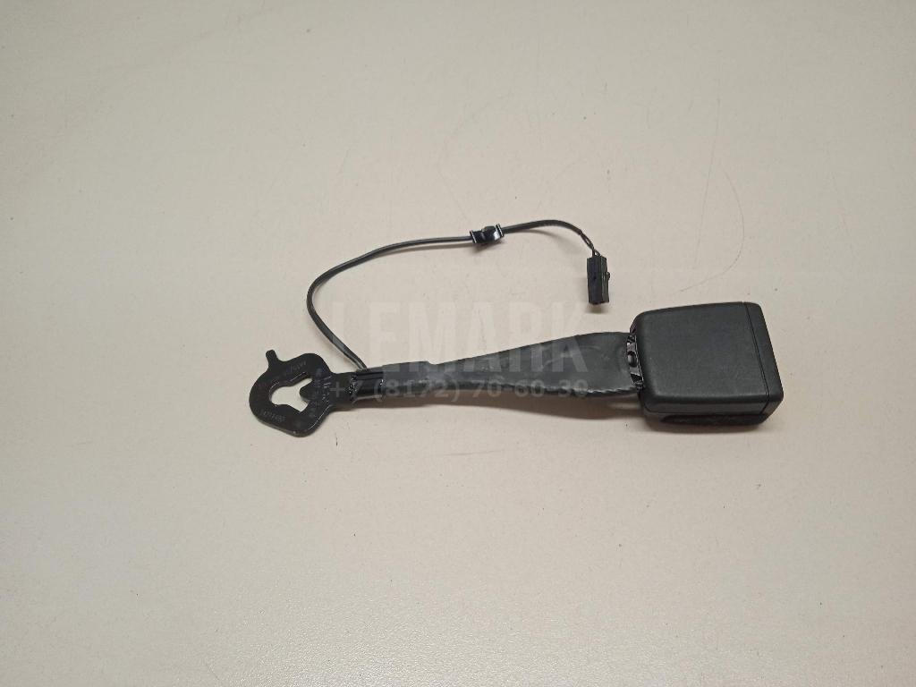 Ответная часть ремня безопасности