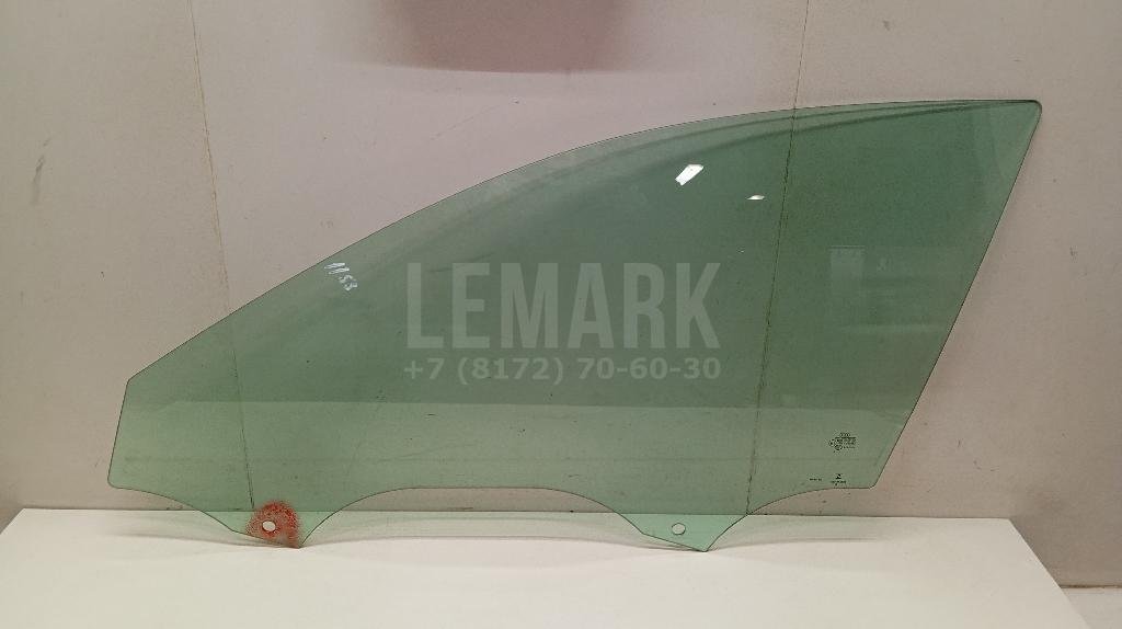 Стекло двери передней левой