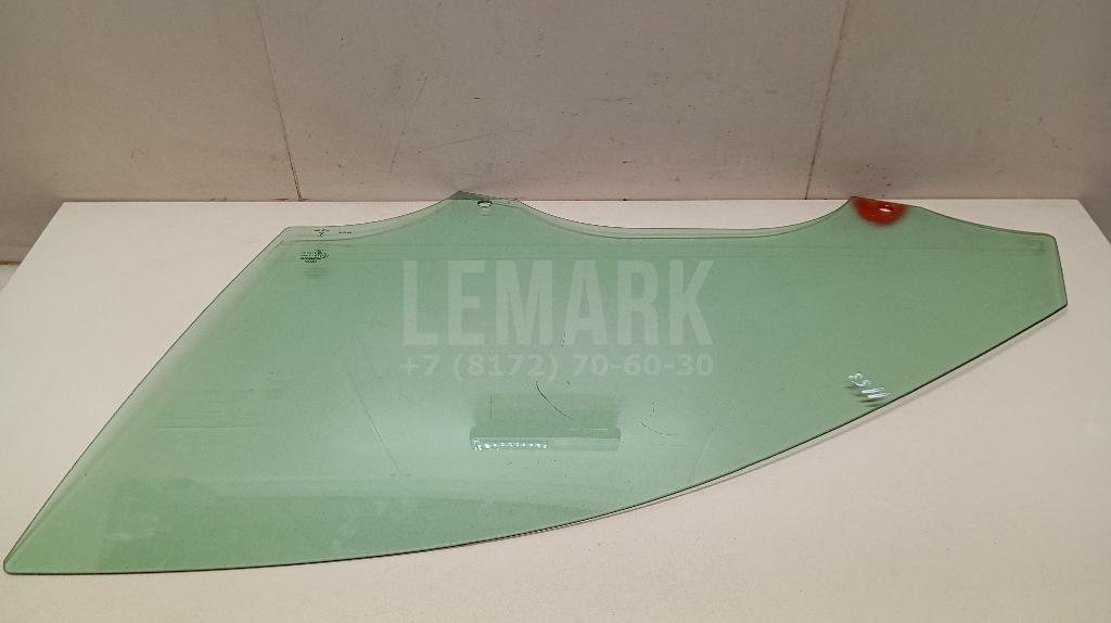 Стекло двери передней левой