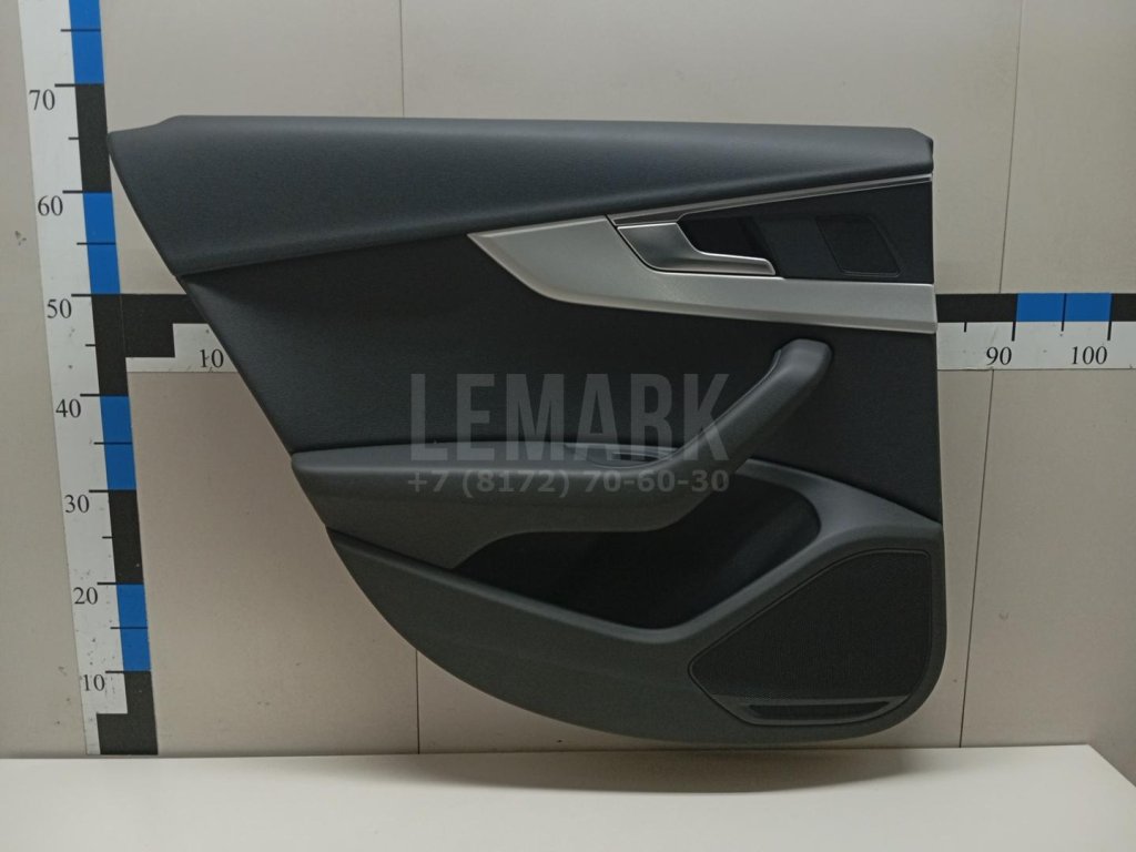 Обшивка двери задней левой