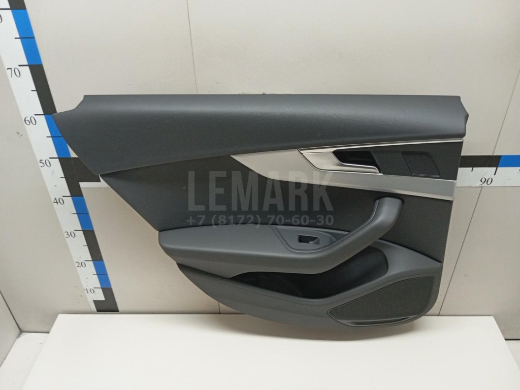 Обшивка двери задней левой