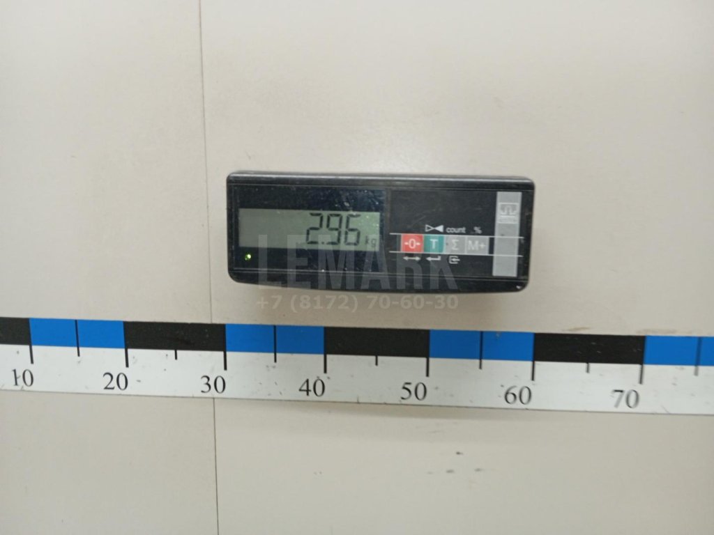 Стекло двери передней правой