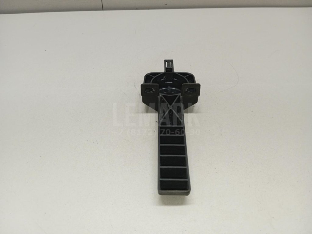 Кронштейн радиатора