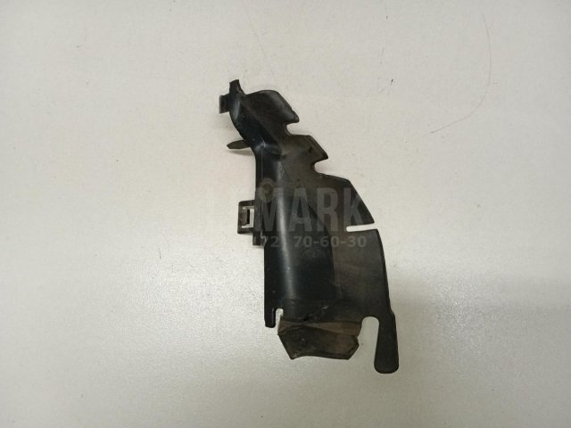 Воздуховод радиатора левый