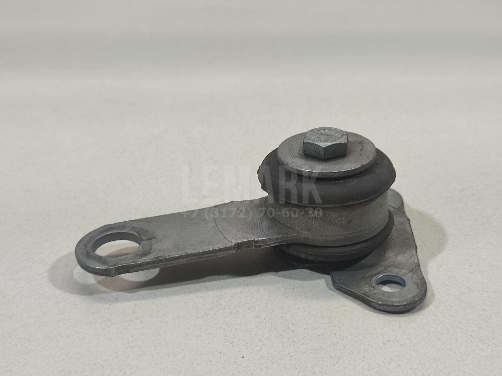 Кронштейн глушителя