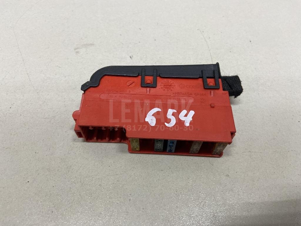 Блок предохранителей