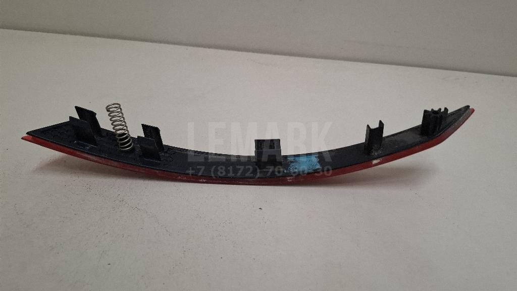 Отражатель в бампер задний левый