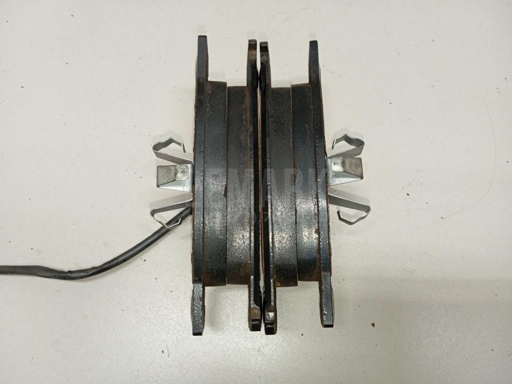 Колодки тормозные передние к-кт