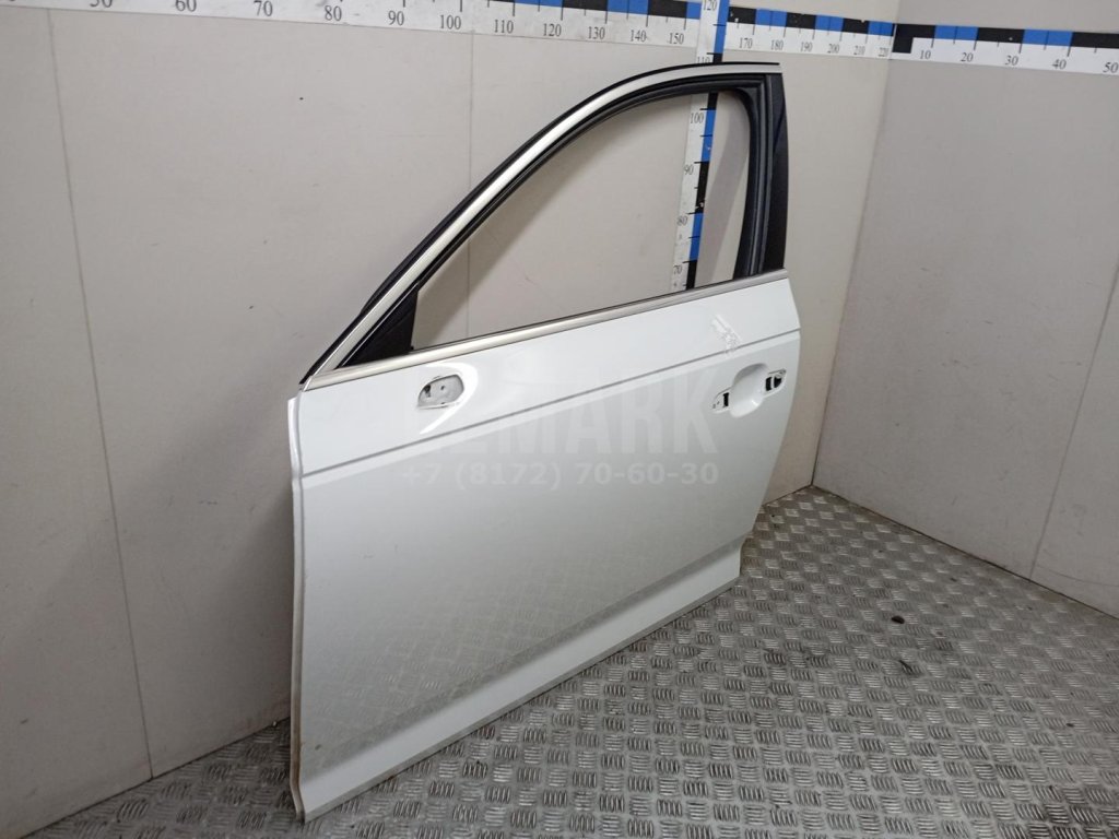 Дверь передняя левая