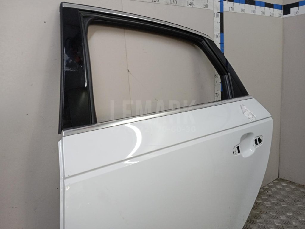 Дверь задняя левая