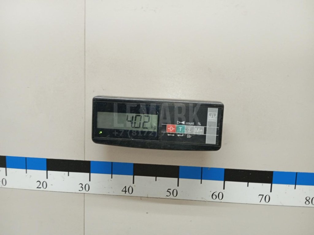 Кулак поворотный передний правый