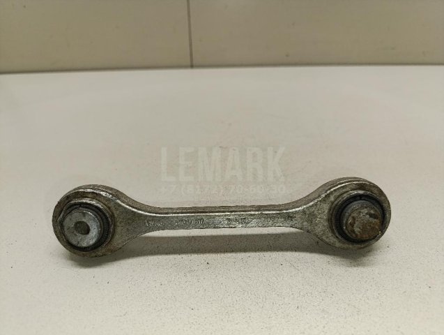 Стойка переднего стабилизатора