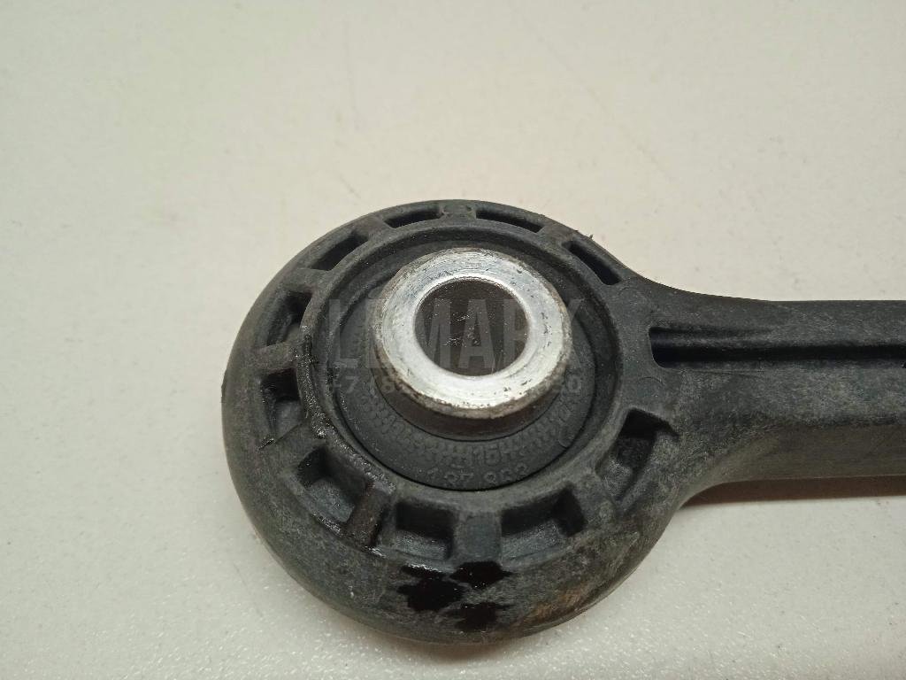 Стойка переднего стабилизатора