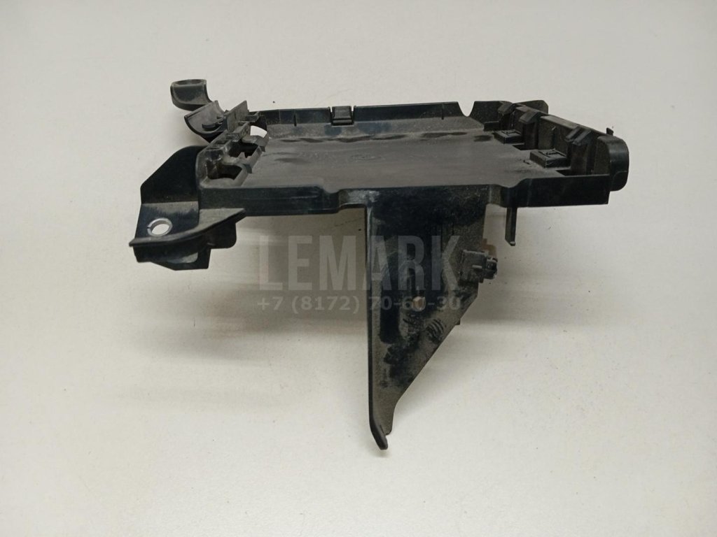 Кронштейн блока управления двигателем для  Audi A4 [B8] Allroad 2009-2015