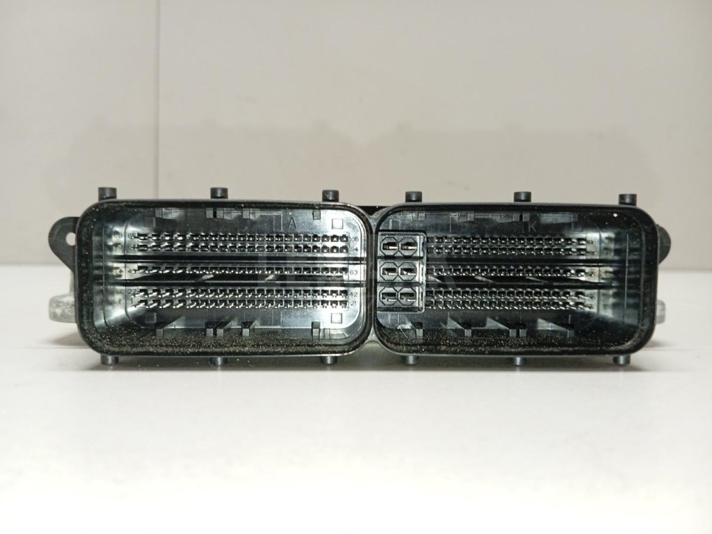 Блок управления двигателем