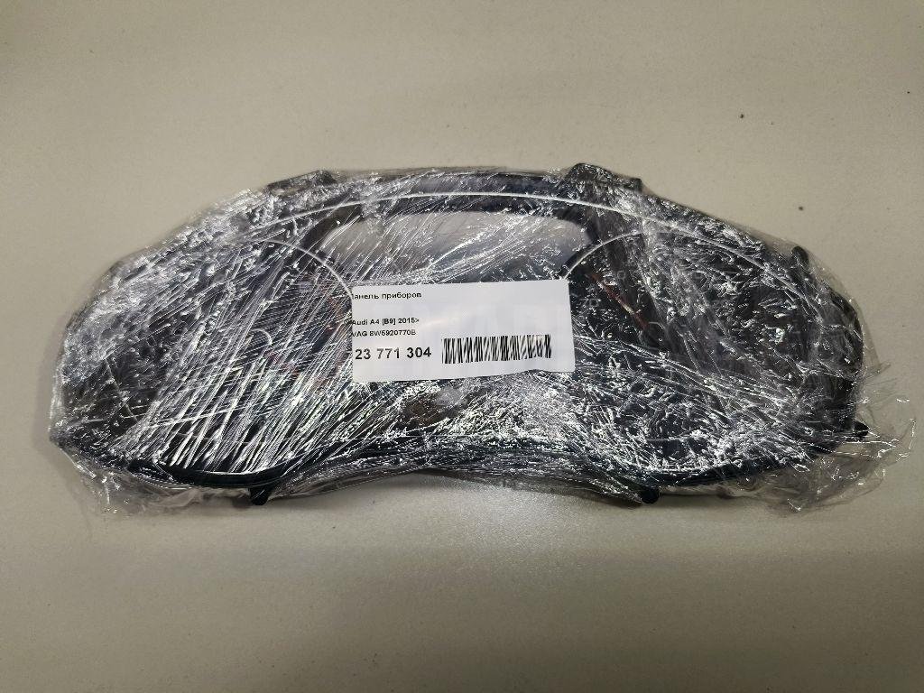 Панель приборов