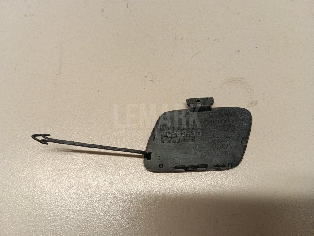 Заглушка буксировочного крюка