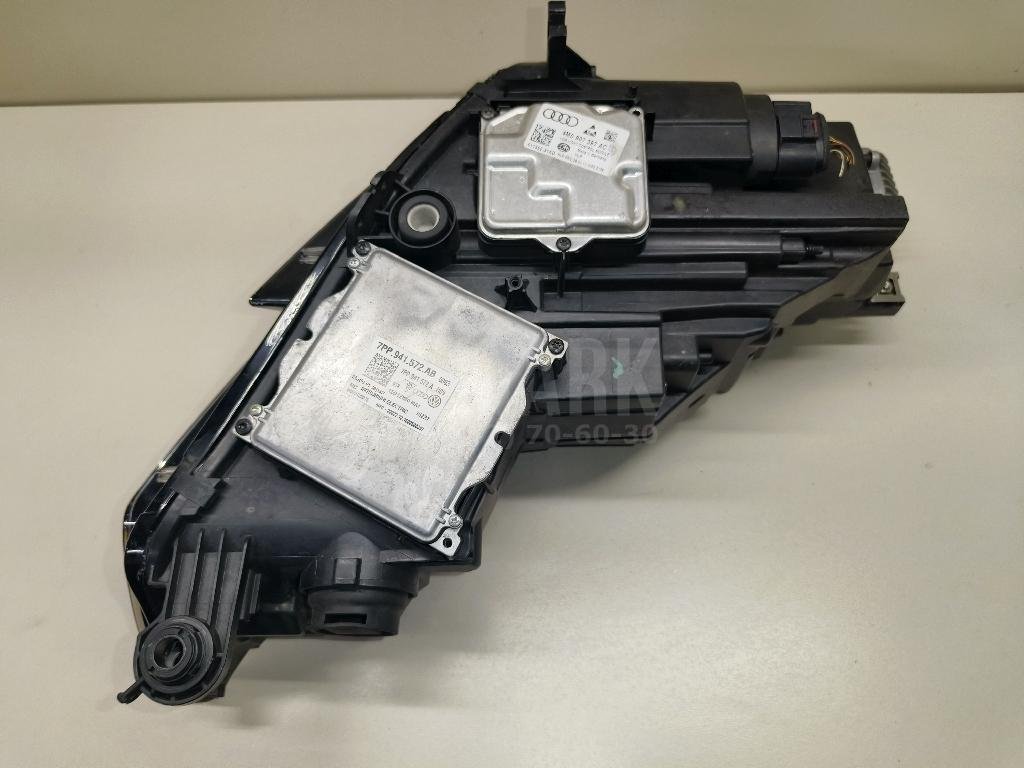 Фара левая для  Alfa Romeo Giulietta 2010-2020