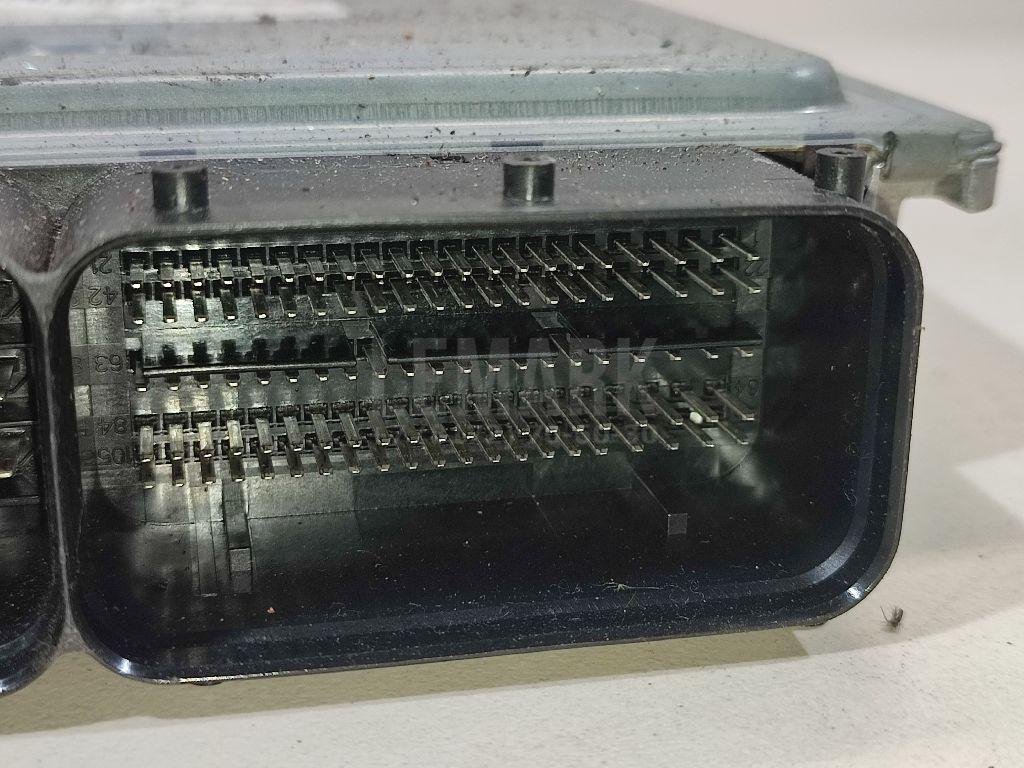 Блок управления двигателем